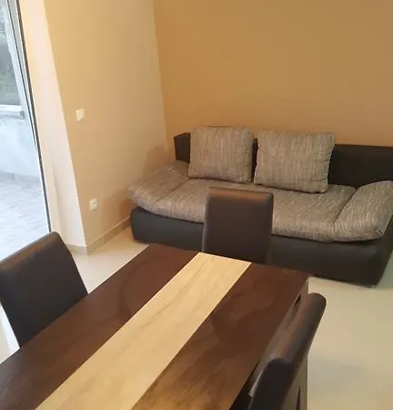 Apartament Lena