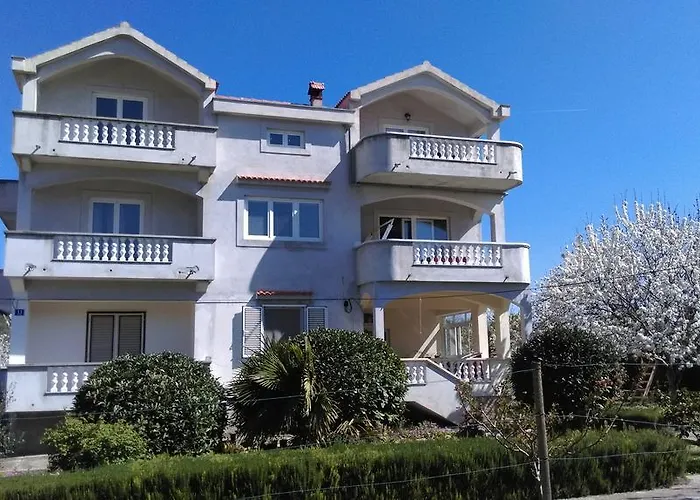 Lena * Sutomišćica