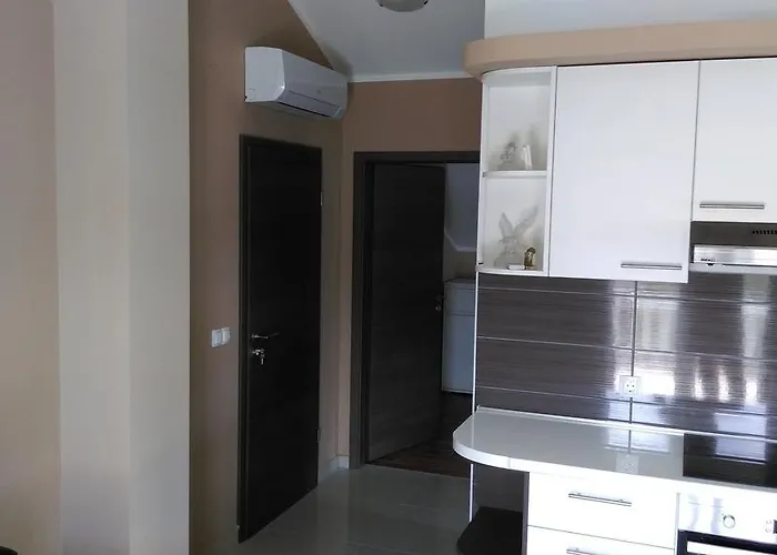 شقة Lena Sutomiscica